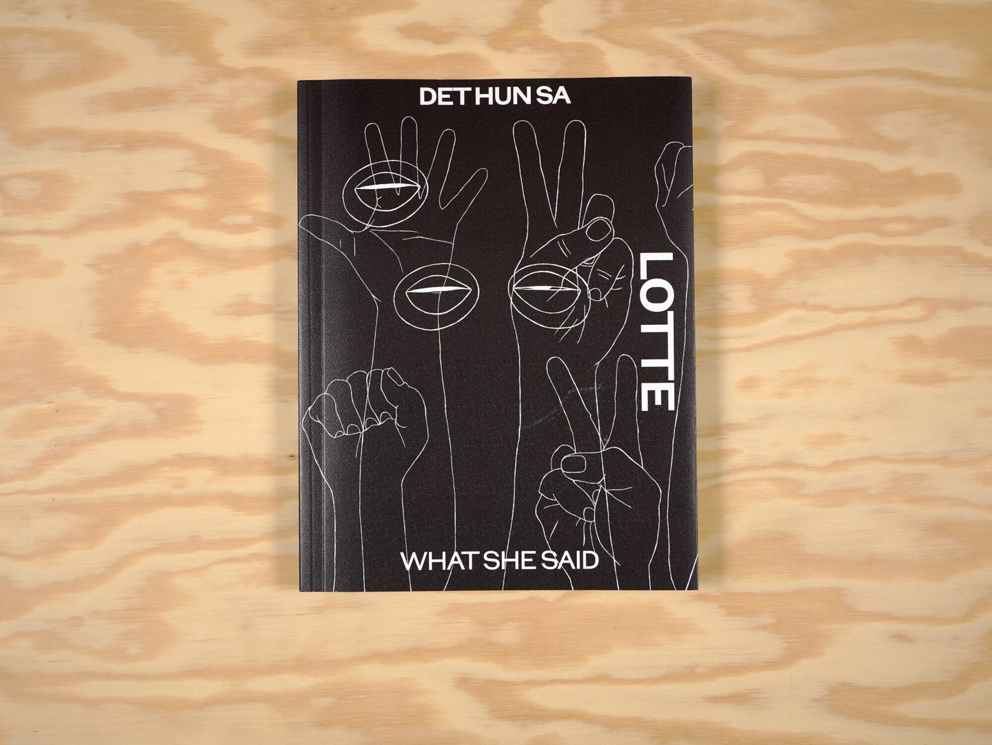 251112 OK Bokbutikk Dokumentasjon Bøker 003