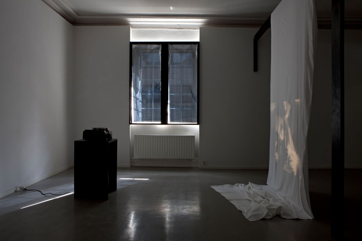 Uriel Orlow & Céline Condorelli, Terrain Vague | Persistent Images, 2012