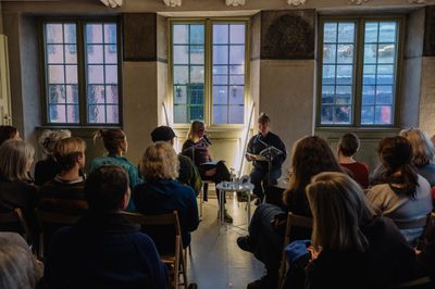 Lotte Konow Lund og Elise Storsveen. Foto: Kristine Jakobsen