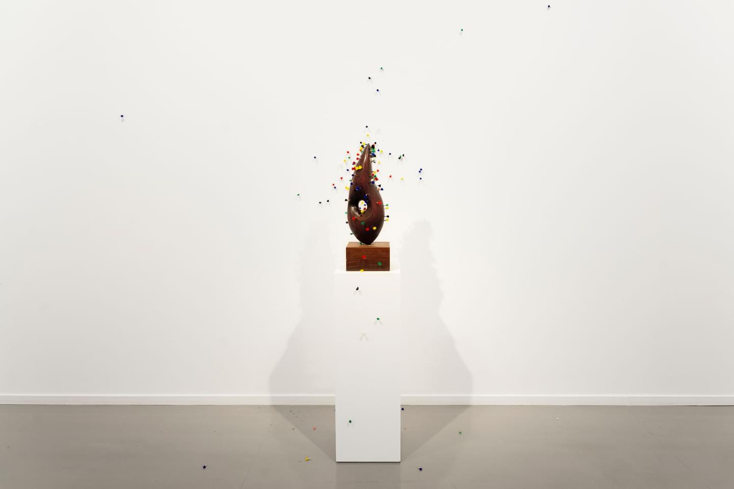 Tor Børresen, Skulptur og gevær, 2018